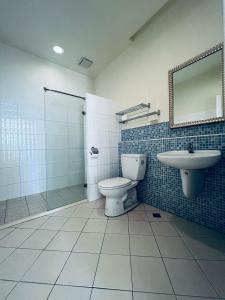 Bany a W24 Kenting Hostel II