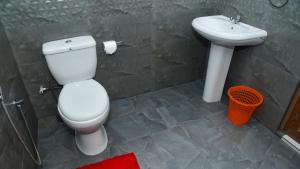 Koupelna v ubytování Prem Nadee Homestay