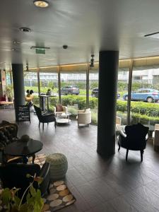 阿克蒂苏尔斯施坦丁套房酒店的休息区