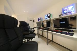 TV a/nebo společenská místnost v ubytování Hotel141
