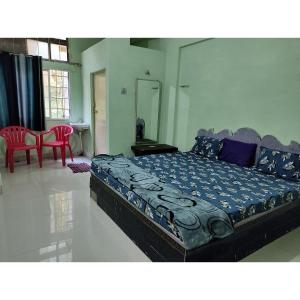 Hotel HillView, Junagadh的休息区