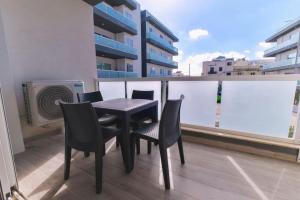 Balkón nebo terasa v ubytování Naxxar Gardens