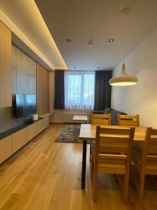 TV/trung tâm giải trí tại Apartmani Zlatni Javor 504 & 514