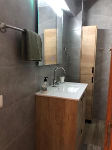 Koupelna v ubytování Apartamento Tortosa + 11 fotografií