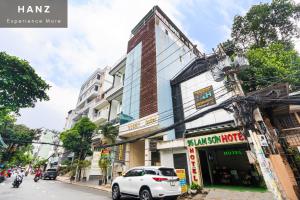 Gallery image of Queen Airport Hotel in Ho Chi Minh City
