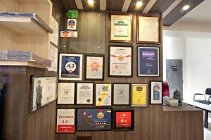 Certifikát, hodnocení, plakát nebo jiný dokument vystavený v ubytování Mannars Residency