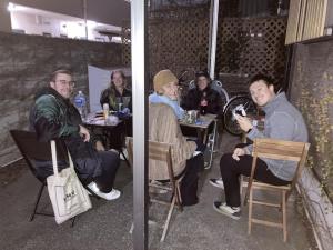 Hosté ubytování J's Backpackers