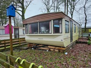 Fotografie z fotogalerie ubytování Stacaravan in bosrijk gebied v destinaci Eext