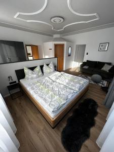 Posteľ alebo postele v izbe v ubytovaní Apart Felsenheimerhof