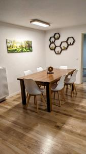 Fotografie z fotogalerie ubytování Ferienwohnung Albbruck/Albert v destinaci Albbruck