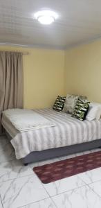 Φωτογραφία από το άλμπουμ του 13 Maitland Road σε King Williamʼs Town