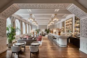 Hotel GRACE LA MARGNA ST MORITZ的休息区