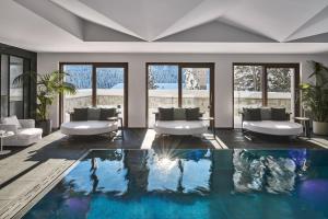 Bazén v ubytování Hotel GRACE LA MARGNA ST MORITZ nebo v jeho okolí