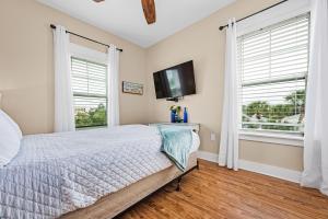 Foto dalla galleria di Beach House with PRIVATE POOL & 14 BIKES Included! a Santa Rosa Beach