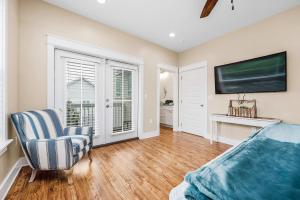 Foto dalla galleria di Beach House with PRIVATE POOL & 14 BIKES Included! a Santa Rosa Beach