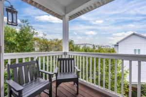 Foto dalla galleria di Beach House with PRIVATE POOL & 14 BIKES Included! a Santa Rosa Beach