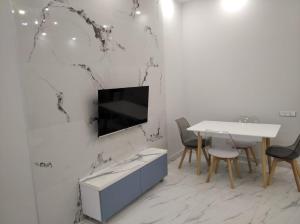 Foto dalla galleria di Luxury new very beautyfull Apartment a Yerevan Altre 2 foto