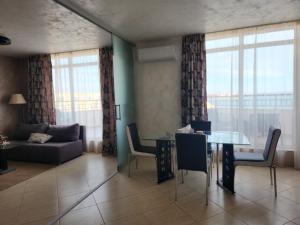 Posezení v ubytování Grand Midia Resort, Sky level apartments