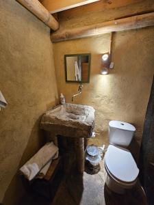 Koupelna v ubytování Glamping El Árbol en la Casa