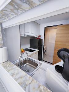 Kuchnia lub aneks kuchenny w obiekcie Playa Levante Lux Mar