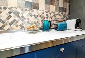 Кухня или мини-кухня в Pandora House
