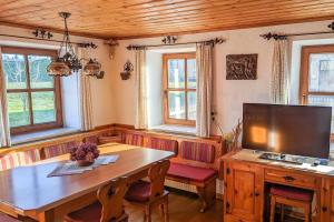 Posezení v ubytování Private Farmhouse Escape - Ideal for up to 8 Guests