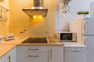 Galería fotográfica de Casa entera con piscina privada en Sevilla 7 fotos más