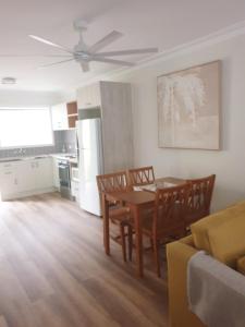 Afbeelding uit fotogalerij van Lisianna Apartments in Hervey Bay