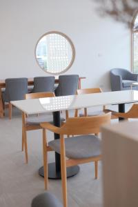Alto Hotel M的休息区