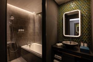 Bilik mandi di Mercure Tokyo Haneda Airport +37 gambar