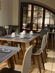 Restaurace v ubytování Le Clos d'Orange - Hotel & ville de Provence
