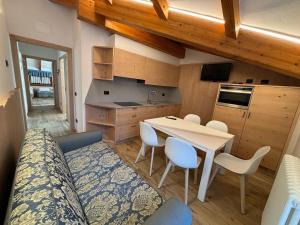 Kuchyň nebo kuchyňský kout v ubytování Residence Cima Tosa