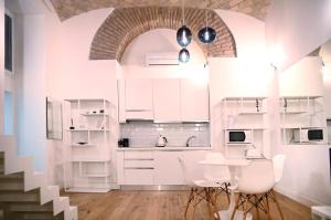 Nhà bếp/bếp nhỏ tại Via Veneto Luxury Loft