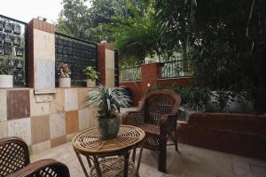 A balcony or terrace at Firebrick Boutique Residences - GARNET HOUSE