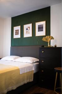 Ένα ή περισσότερα κρεβάτια σε δωμάτιο στο Apartment Podmeje11