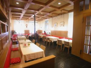 Restavracija oz. druge možnosti za prehrano v nastanitvi Hotel Post Glarnerhof