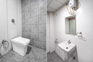 Ванная комната в FabExpress The Rawal Palace