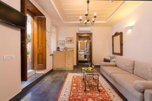 Kuchyň nebo kuchyňský kout v ubytování Rodos Niohori Elite Suites Boutique Hotel