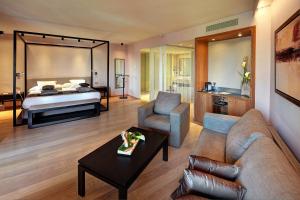 Posezení v ubytování Palace Bonanza Playa Resort & SPA by Olivia Hotels Collection