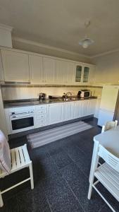 Nhà bếp/bếp nhỏ tại Seaview Relax Apartment