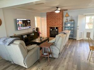 Gallery image of Madeline's Point of View in Chapin