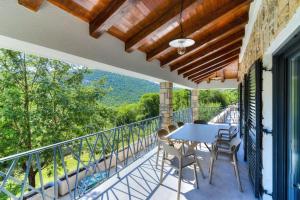 Un paisaje natural cerca de la villa