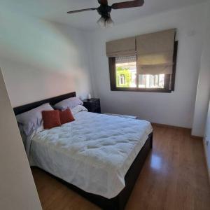 Postel nebo postele na pokoji v ubytování MONROE SUITES con cochera
