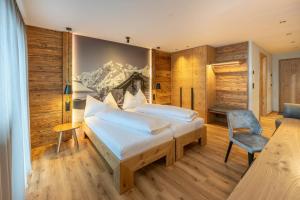 เตียงในห้องที่ Mountain Lodge