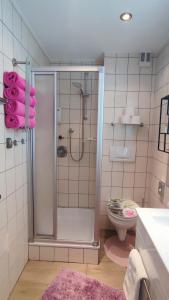 Koupelna v ubytování Apartment Rahm + 29 fotografií