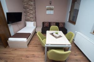 Galeriebild der Unterkunft Villa La Munte in Kruševo + 39 Fotos