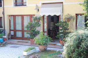 Сад в B&B Al Borgo