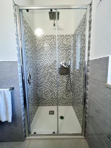 Koupelna v ubytování Valle degli Ulivi B&B