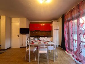 Cucina o angolo cottura di Limone central suite Mountain View