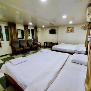 Joe's Beach Shack - Beach resort, Ramanathapuram客房内的一张或多张床位